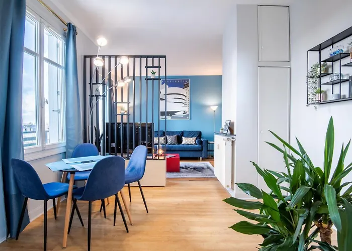 Appartement Design Place De La Liberte *